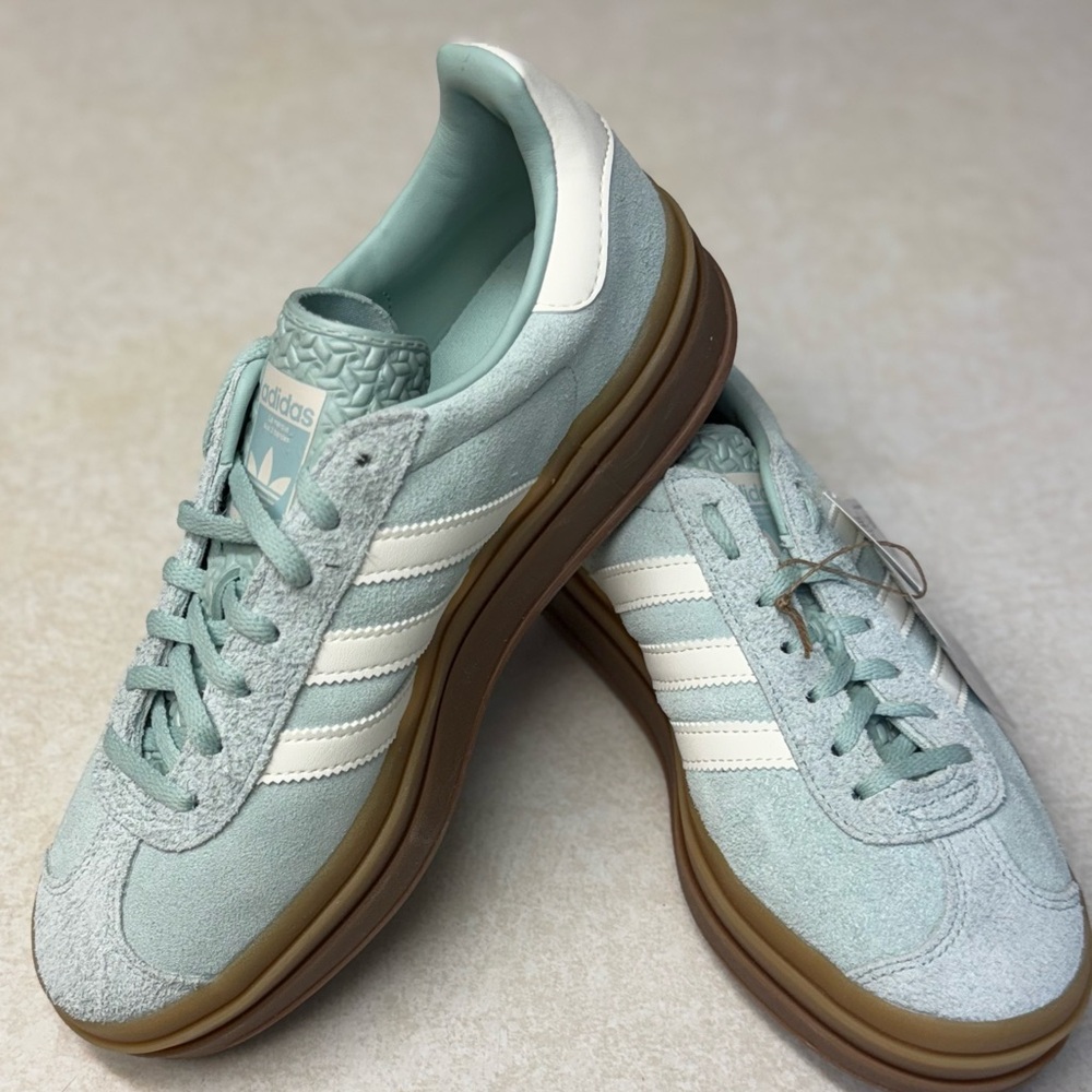 NWT! Adidas | Gazelle Bold - Ash Green, Size 9 - Picture 2 of 14